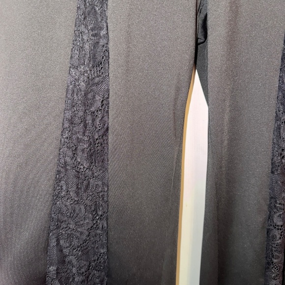 SHEIN Sxy Contrast Lace Flare Leg Pants - Picture 4 of 8